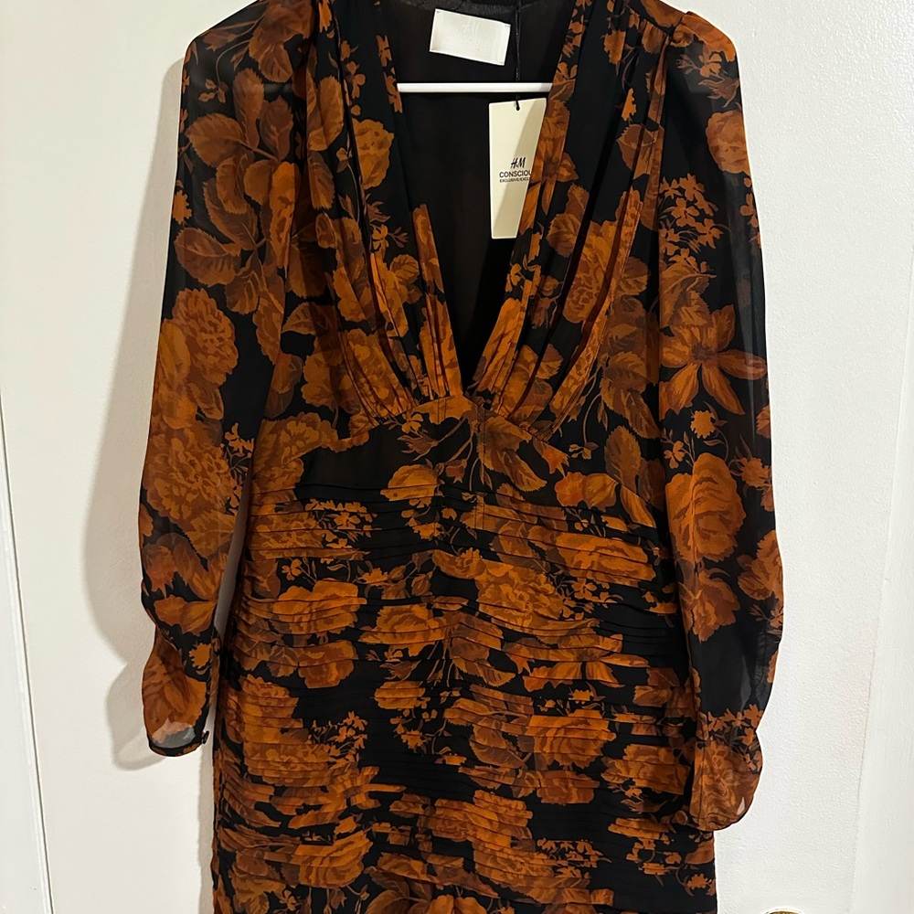 H&M Black and Orange Floral Long Sleeve Dress